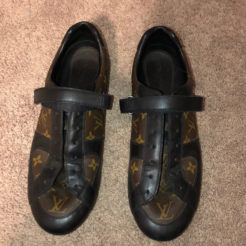 Louis Vuitton driving shoes. No laces